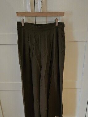Simons Olive Green Wide-Leg Pants